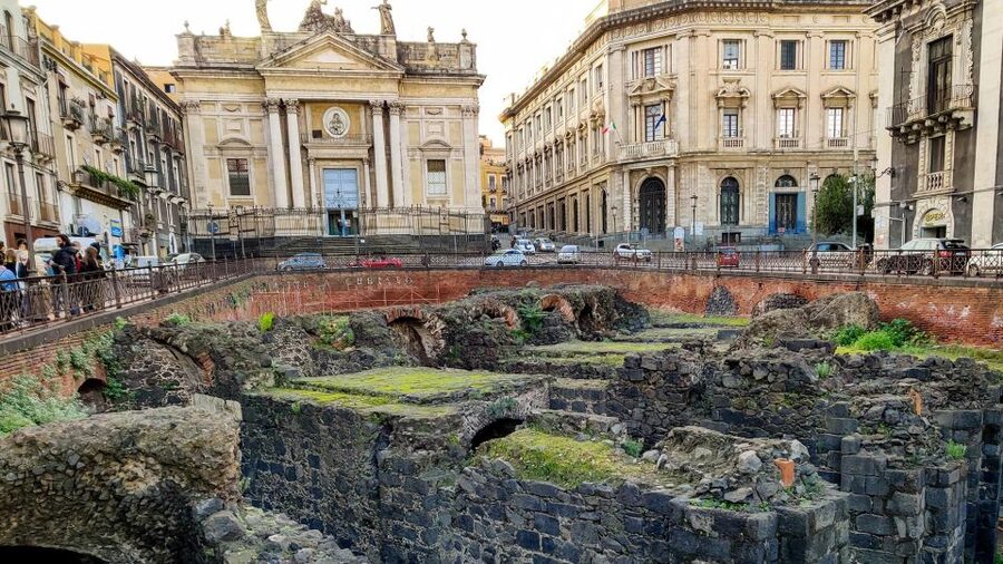 Catania: City Highlights Walking Tour - Ursino Castle and the medieval city