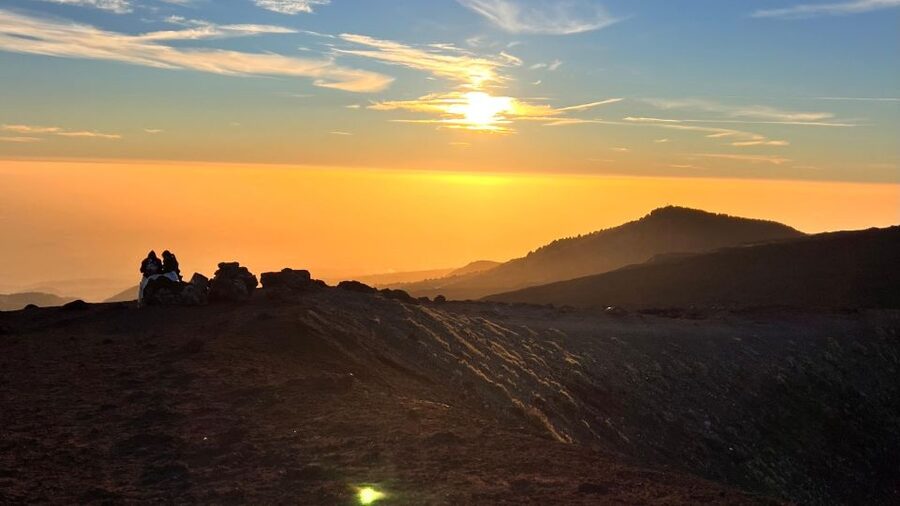 Catania: Etna Sunset Tour with Pickup and Drop-off - Bove Valley and the 1991/93 lava stream