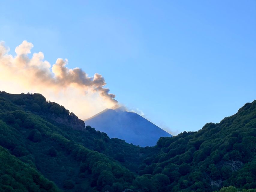 Catania: Etna Sunset Tour with Pickup and Drop-off - The guides make a real difference