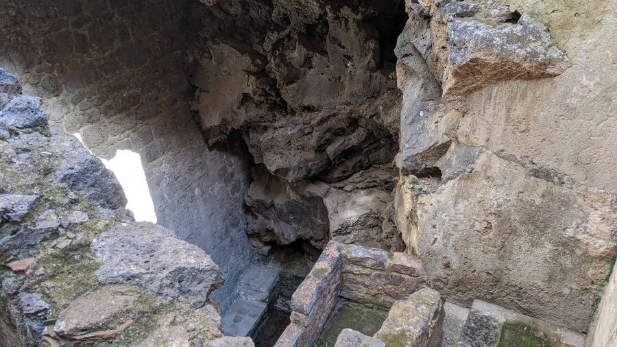 Catania: Underground Catania Tickets and Guided Tour - How to prepare for the descent