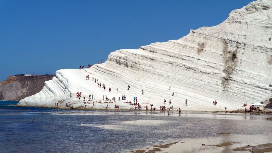 Catania: Valley of the Temples and Turkish Steps with Snack - Scala dei Turchi and the white rock coast