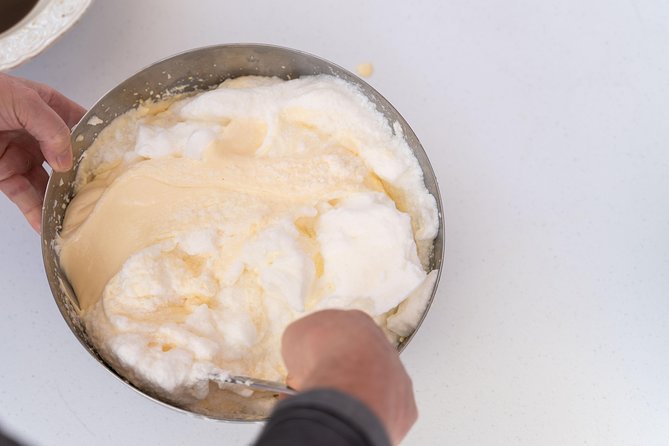 Cesarine: Small group Pasta and Tiramisu class in Varenna - Making pasta by hand