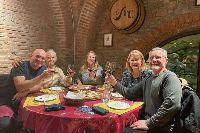 Chianti Wine Tour from Florence with Tastings - Group size, guides, and the mood on the bus