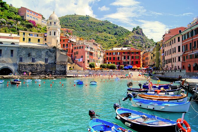 Cinque Terre and Pisa Tower Tour from Florence Semi Private - The two-hour ride from Florence to the coast