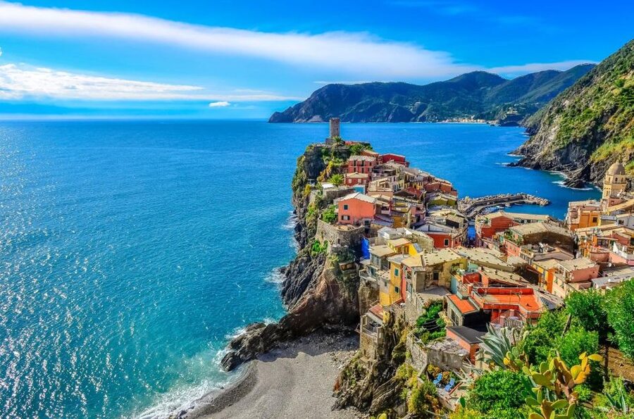 Cinque Terre: Hybrid Boat Tour with Swimming Stop - Who will enjoy this boat tour most?