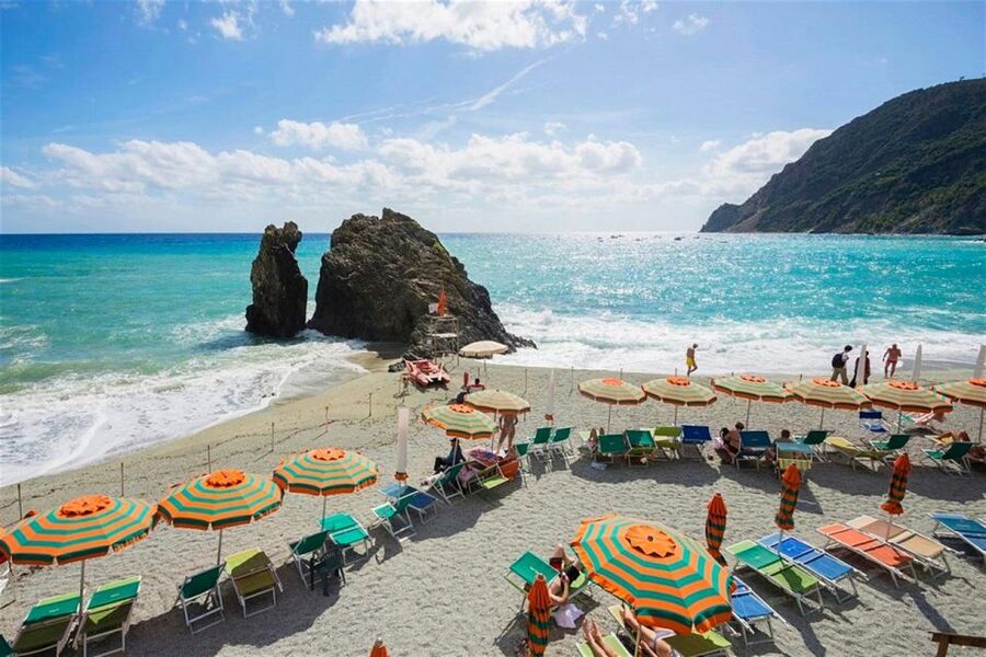 Cinque Terre: Hybrid Boat Tour with Swimming Stop - Why seeing Cinque Terre from the water matters