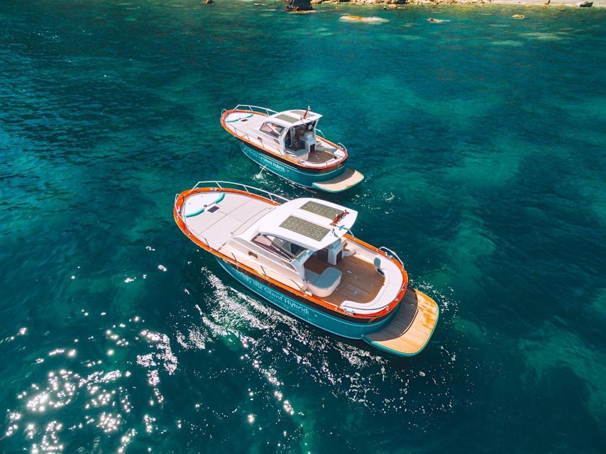 Cinque Terre: Hybrid Boat Tour with Swimming Stop - Monterosso to Vernazza, the classic Cinque Terre view