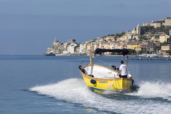Cinque Terre Sunset Tour by Boat - Why seeing Cinque Terre from the sea works so well