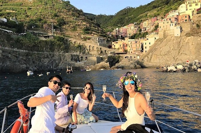 Cinque Terre Sunset Tour by Boat - A relaxed ride with room to swim