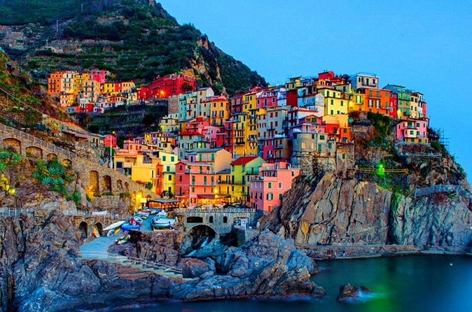 Cinque Terre Sunset Tour by Boat - Drinks, snacks, and the hospitality question