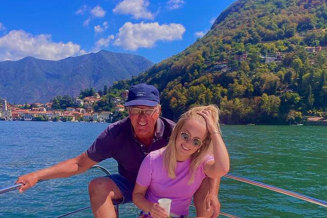 Classic boat tour on Lake Como - Villa Taverna and the grand homes near Torno