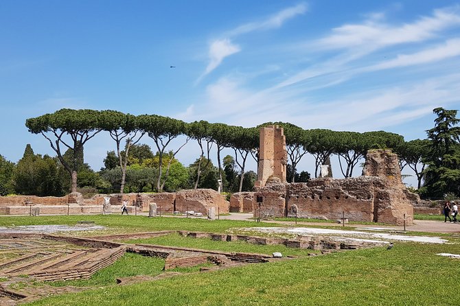 Colosseum Arena Floor, Roman Forum and Palatine Hill Guided Tour - How the guides shape the experience
