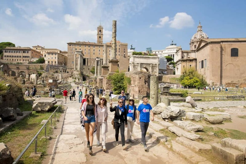 Colosseum Arena, Forum & Palatine Hill Guided Tour - Making sense of the Roman Forum