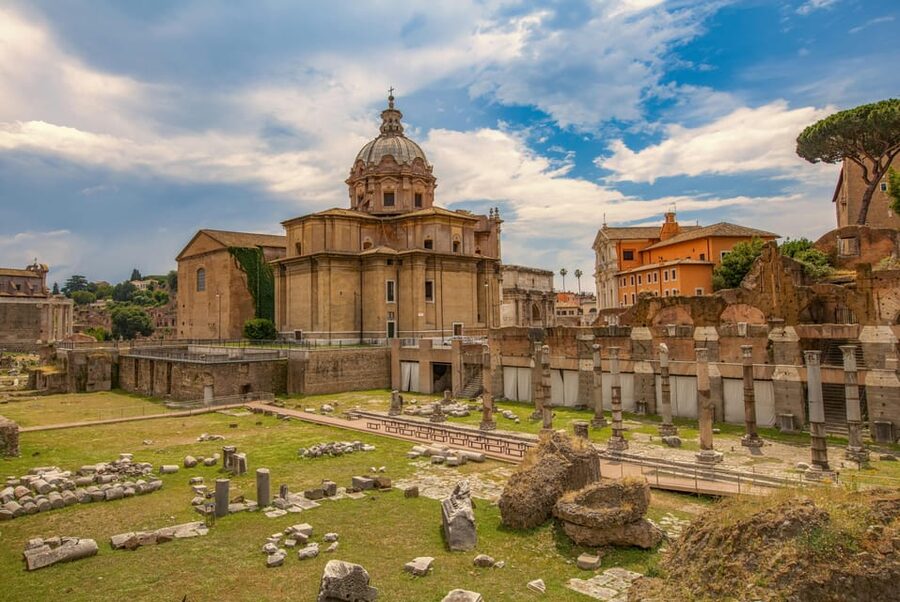Colosseum Entry with digital audioguide and arena option - The Roman Forum is the real time commitment