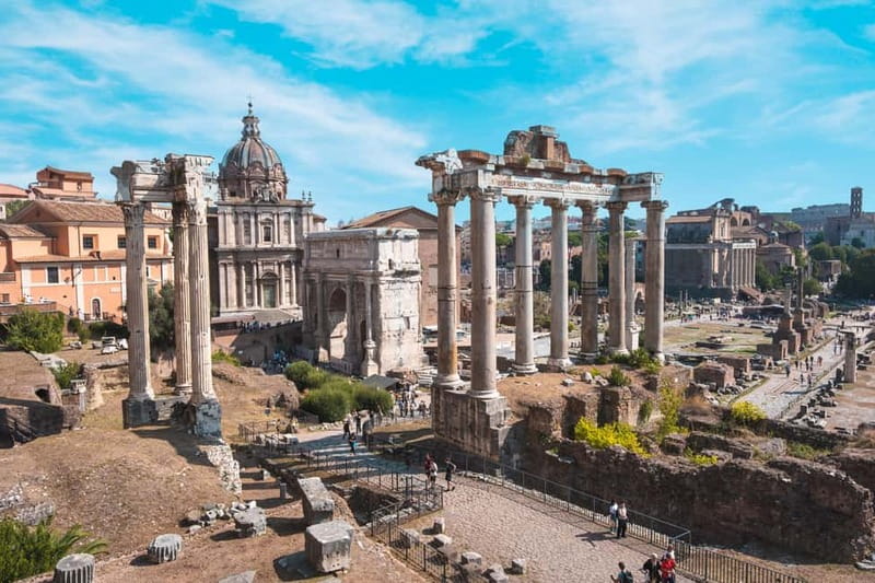 Colosseum, Roman Forum & Palatine Hill Entry and Audioguide - Entering the Colosseum without a live escort