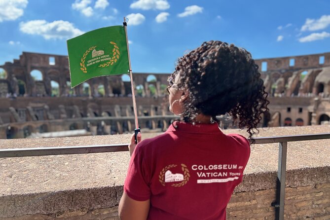 Colosseum with Arena, Roman Forum and Palatine Hill Guided Tour - What to expect from the live English guide