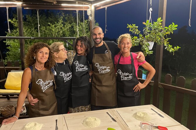 Cooking class, dinner and wine tasting near Lecce - A family kitchen 15 minutes from Lecce
