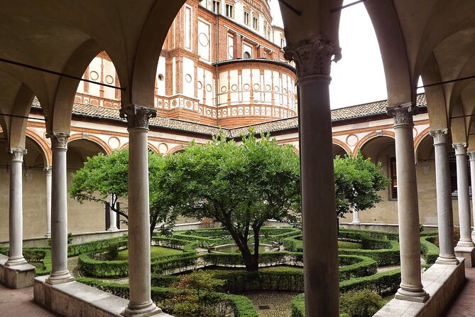 Da Vinci’s Last Supper and Santa Maria delle Grazie Church Tour - What the guide adds in the room
