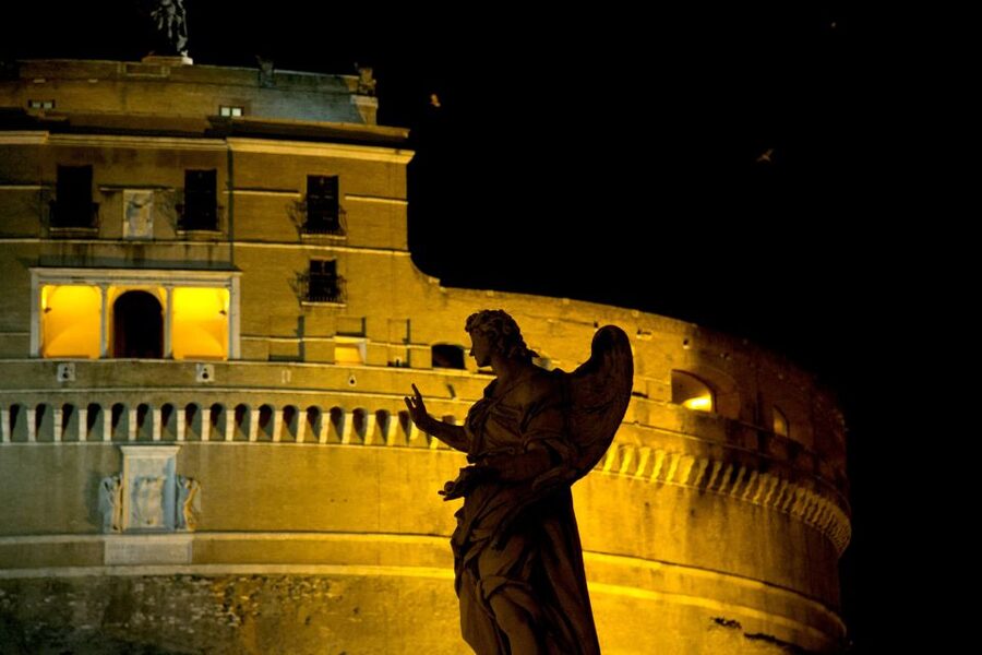 Dark Heart of Rome - Facts, Legend & Mystery Walking Tour - Practical details before you book