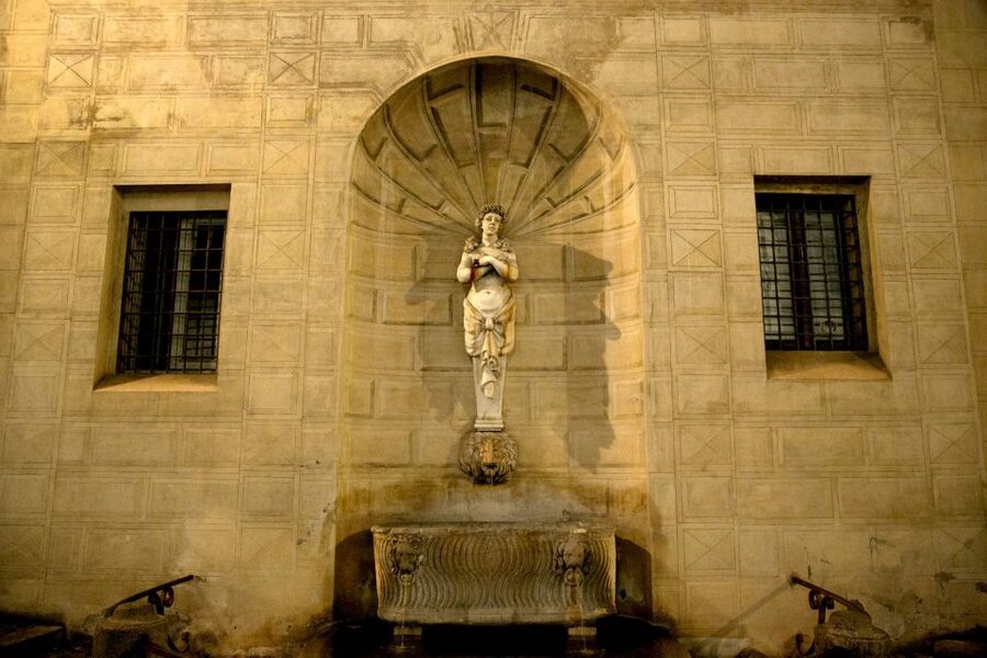 Dark Heart of Rome - Facts, Legend & Mystery Walking Tour - Ending at Castel Sant’Angelo
