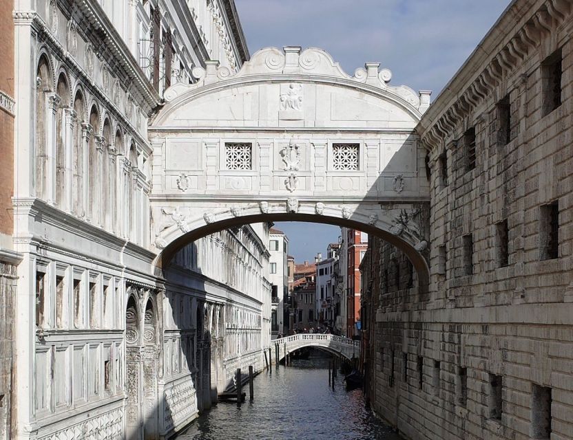 Doge's Palace Skip-the-Line Guided Tour - Practical details that affect your visit