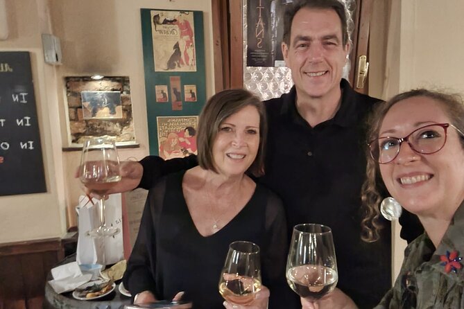 Eat, Drink and Repeat: Wine and Food Tasting Tour in Venice - The walk is part of the lesson