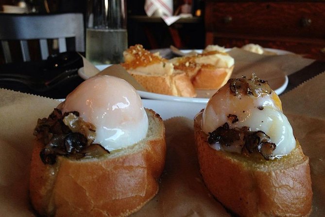 Eat Like a Local: Venice 3-Hour Small-Group Food Tasting Tour - Cookies and artisan gelato