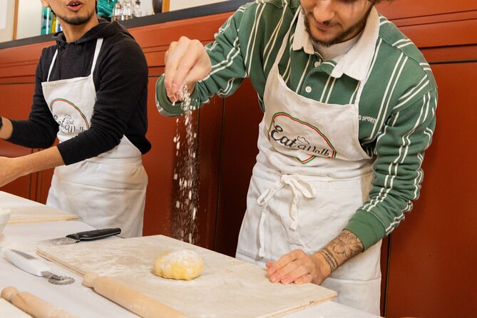 Enjoy Spritz and Pasta Making in Piazza Navona - Who will enjoy this most?