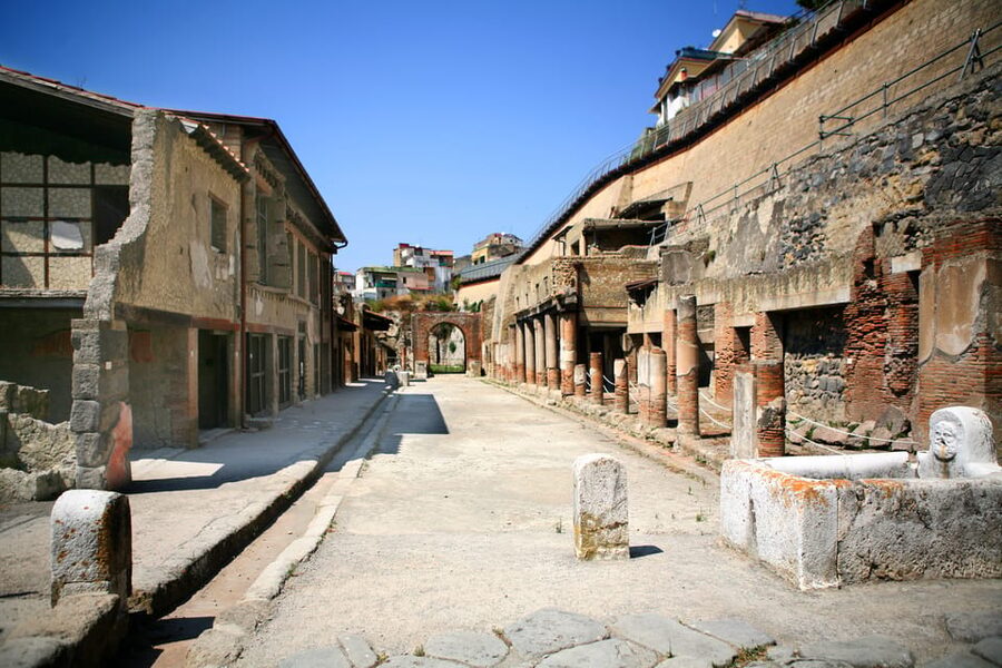Ercolano: Herculaneum Entry Ticket with Optional Audio Guide - How long to stay and when to visit