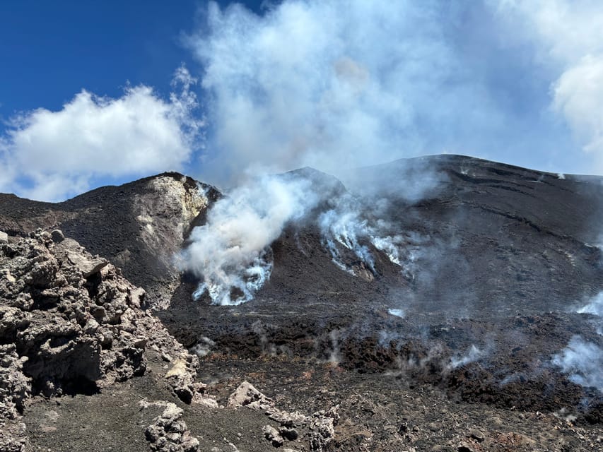 Etna excursion to 3000 mt. with cable-car and jeep 4x4 - Barbagallo Crater and the upper volcanic zone