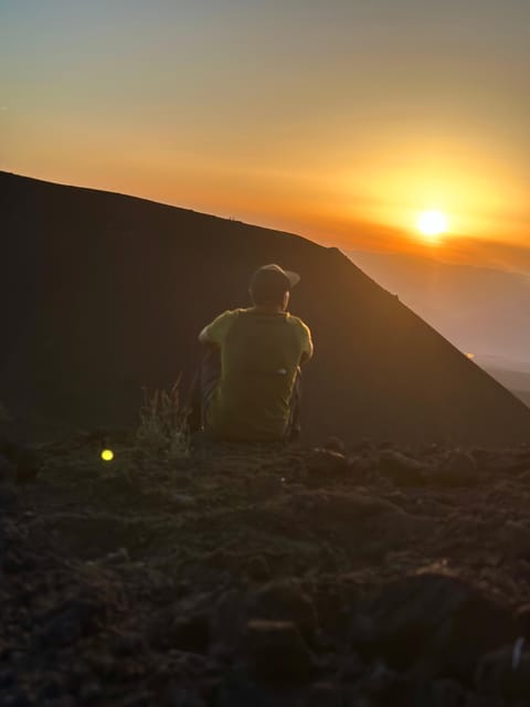 ETNA SUNSET: GUIDED TOUR OF ETNA WITH PICKUP FROM CATANIA - Why a sunset visit to Mount Etna works so well