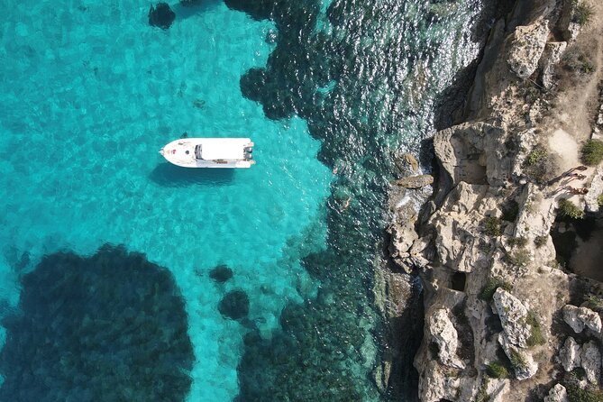 Favignana and Levanzo, Egadi islands tour by boat from Trapani - The Lovers’ Cave and the return to open water