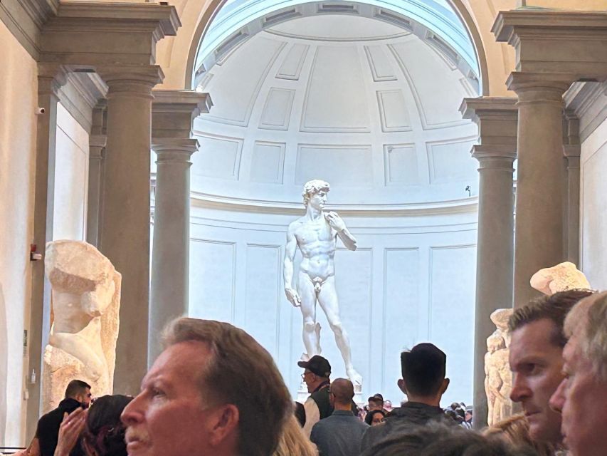 Florence: Accademia Gallery David Entry & Audio Guide App - Using the POP Guide app