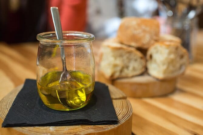 Florence Central Market Food Tour with Eating Europe - Three generations of wine at Enoteca Fratelli Zanobini