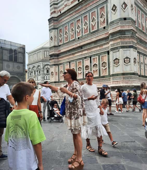 Florence: Dan Brown's Inferno 2-Hour Walking Tour - Inside Palazzo Vecchio for the main finale