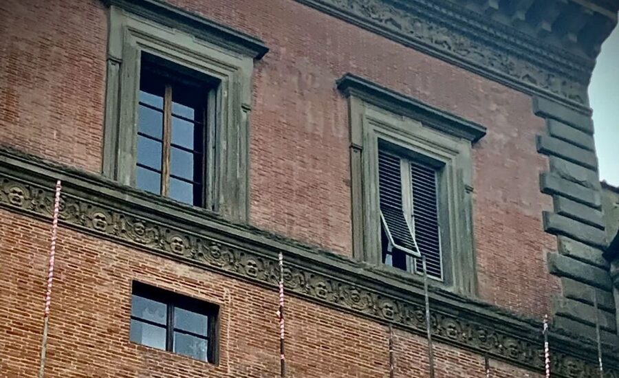 Florence: Dark Mysteries and Legends Guided Walking Tour - The Monster of Florence and other modern mysteries