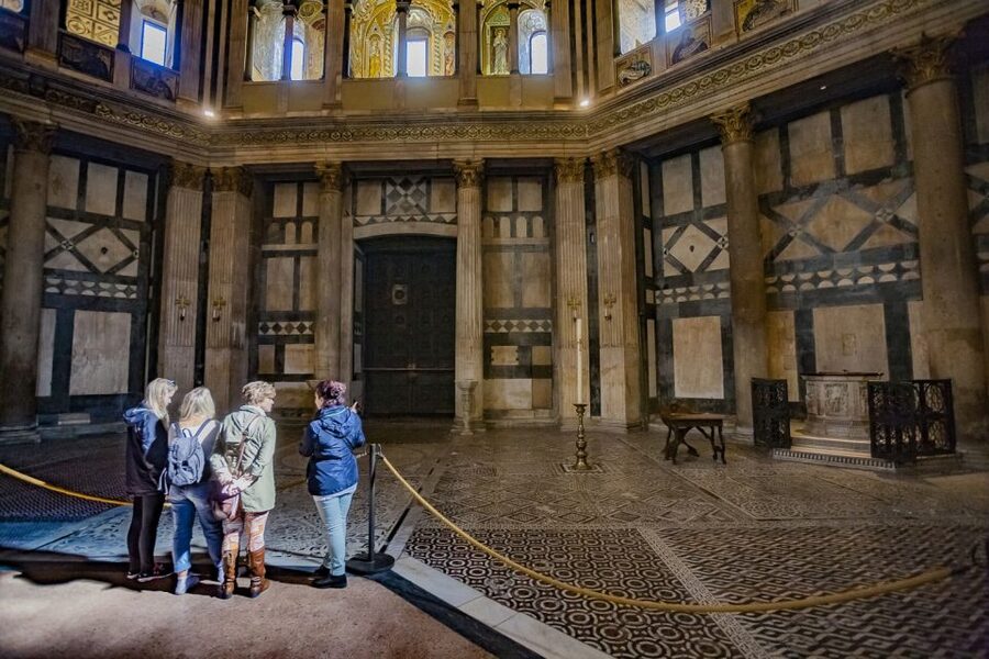 Florence Duomo, Baptistery & Opera Museum Audioguided Tour - The Baptistery and its glowing Byzantine ceiling