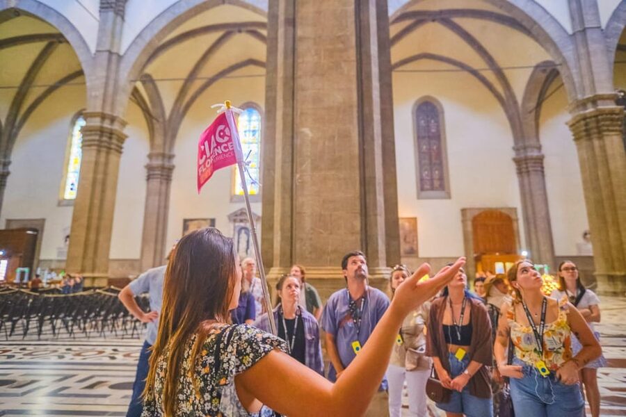 Florence: Duomo Cathedral Skip-the-Line Guided Tour - Looking up at Brunelleschi’s dome