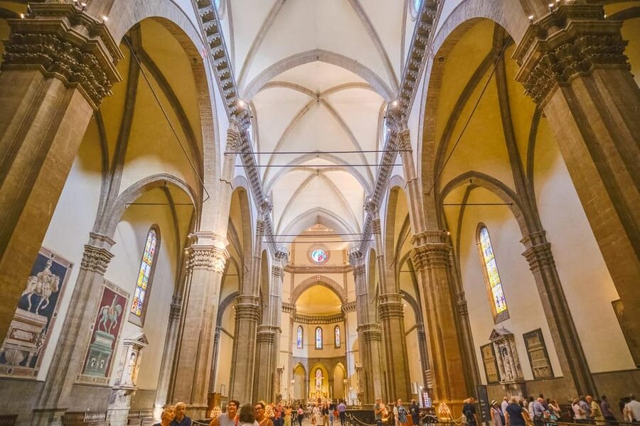 Florence: Duomo Cathedral Skip-the-Line Guided Tour - The frescoes, windows, and three naves
