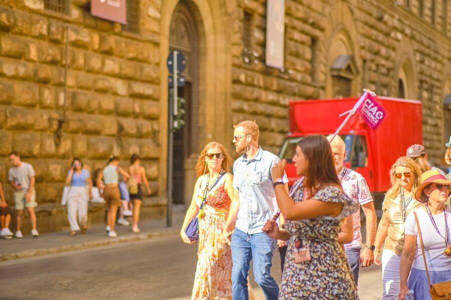 Florence: Duomo Cathedral Skip-the-Line Guided Tour - Staying inside after the guide leaves