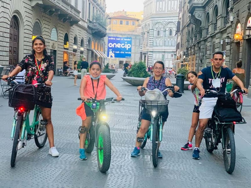 Florence: E-Bike Tour with Michelangelo Square - Medici Palace and Florence’s artistic circle