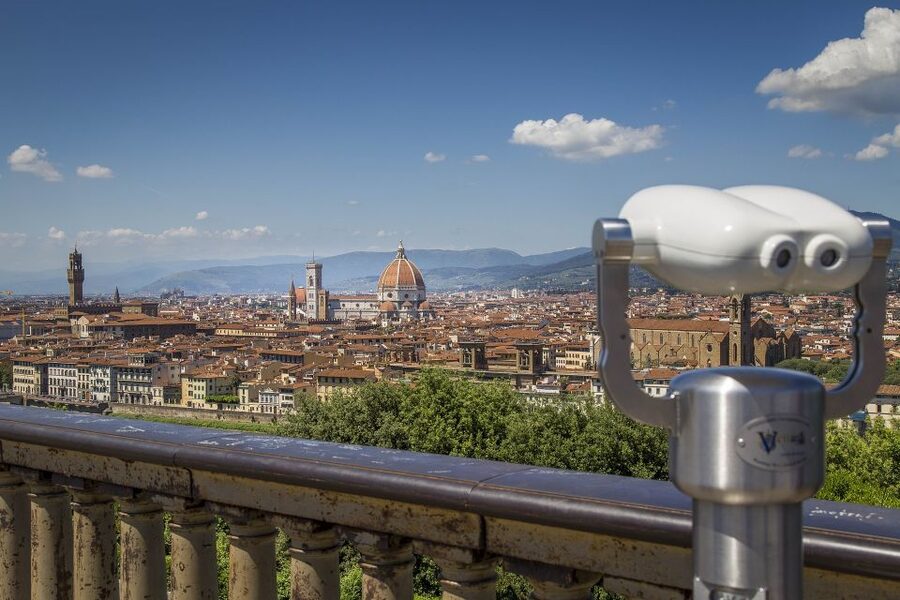 Florence: Eco-Friendly Panoramic Tour in Electric Golf Cart - Republic Square and the city’s old center