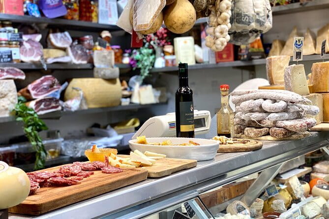 Florence Evening Food Tour with Florentine Steak & Tuscan Wine - Ending in Piazza Santo Spirito