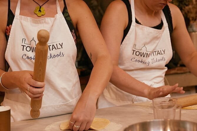 Florence Food Tour with Truffle Pasta, Steak & Free Flowing Wine - Gelato Near the Duomo Finishes the Evening