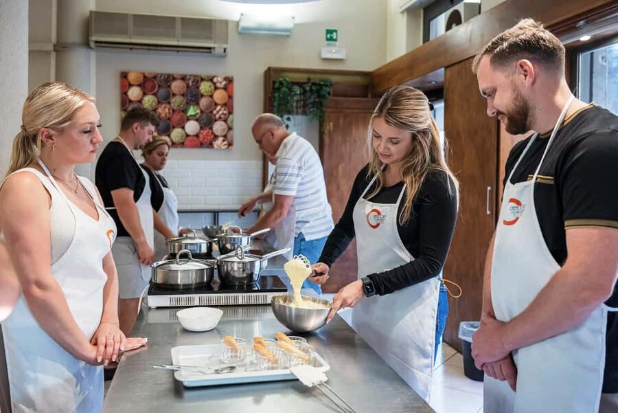 Florence: Handmade Pasta & Dessert Class with Unlimited Wine - A taste of Florence beyond pasta