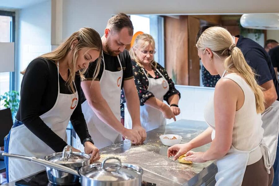Florence: Handmade Pasta & Dessert Class with Unlimited Wine - Timing, cancellation, and practical limits