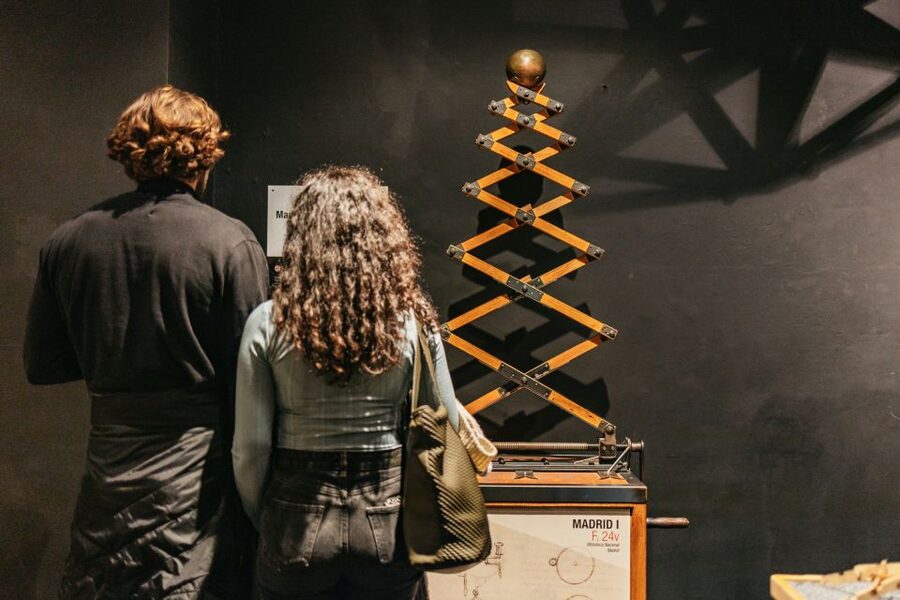 Florence: Leonardo Interactive Museum Entry Ticket - A compact visit near the Duomo and Accademia