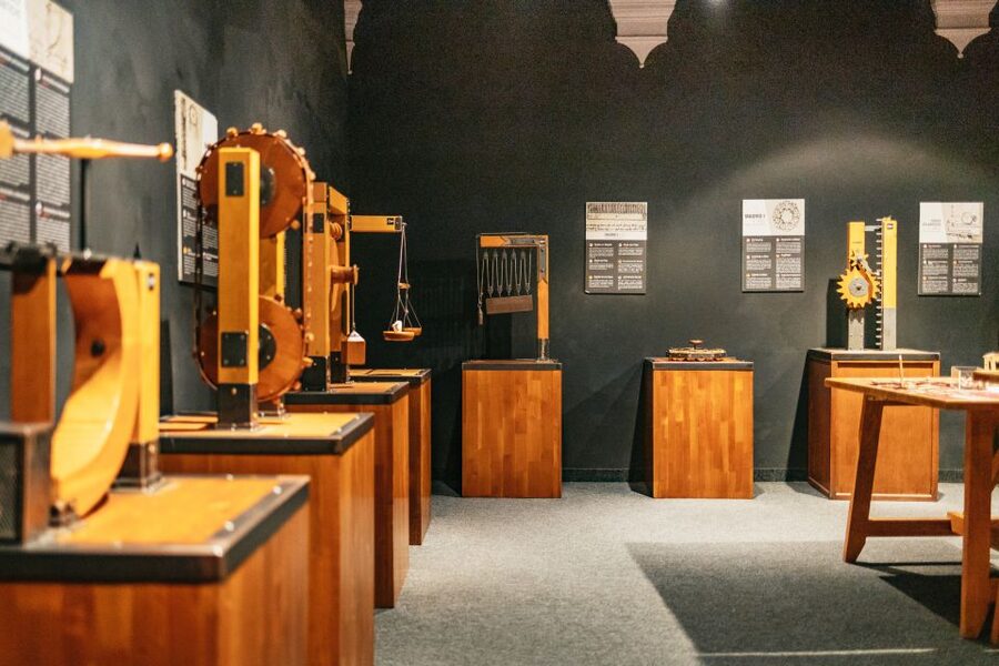 Florence: Leonardo Interactive Museum Entry Ticket - How long should you plan?