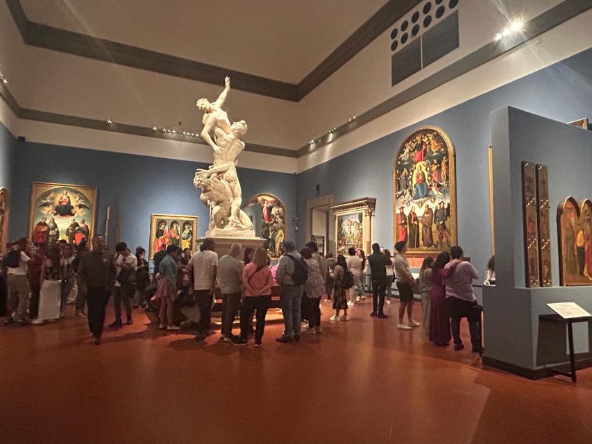 Florence: Michelangelo's David Entrance Ticket and Audio App - Using the Pop Guide audio app