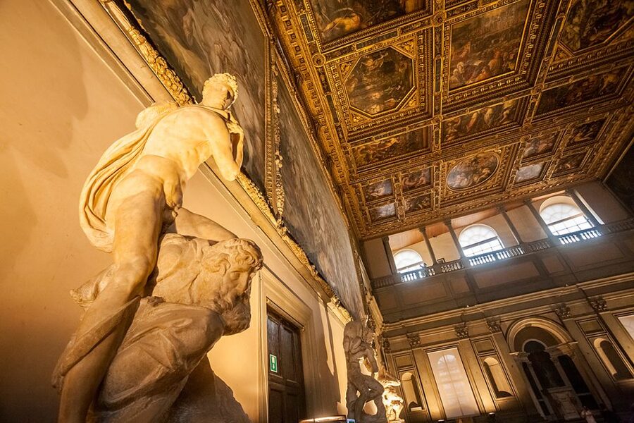 Florence: Palazzo Vecchio Entrance Ticket & Audioguide - The Salone dei Cinquecento and Vasari’s grand design